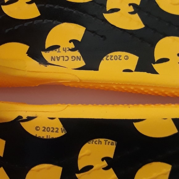 (New) Wu-Tang Clan Crocs Slides (M8/W10) - Picture 5 of 10